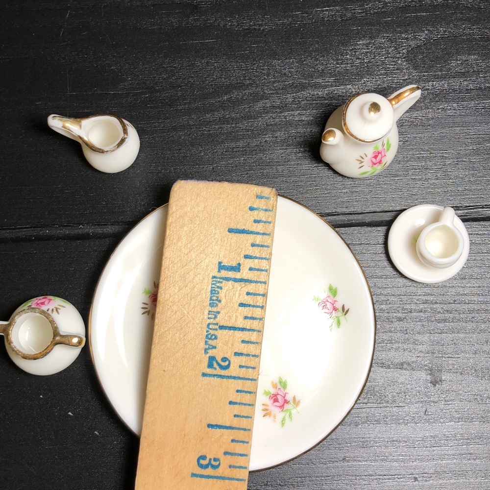 Floral Miniature Tea Set with Gold Accents - Picture 5 of 5